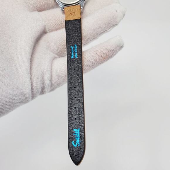 Disney X Lorus Mickey Mouse Vintage Watch with Tan Band - Picture 11 of 14